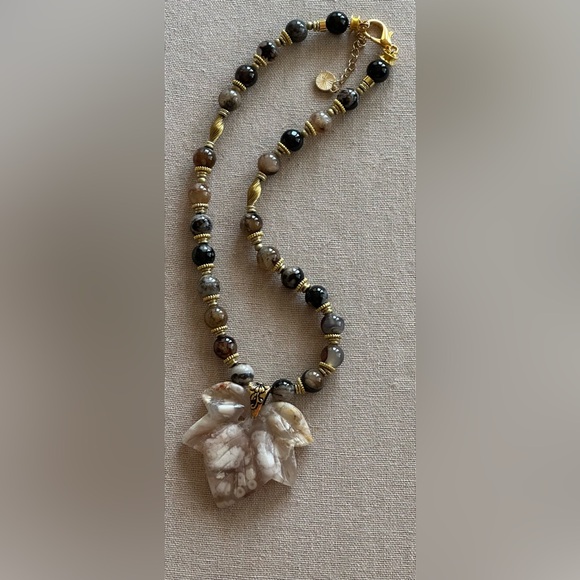 22 inch Black Cherry Blossom Agate Gemstone bead Necklace NWOT - Picture 4 of 15